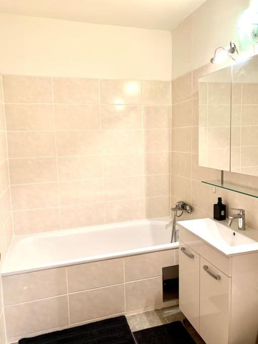 Charmante Wohnung In St. Peter. Graz Ngoại thất bức ảnh